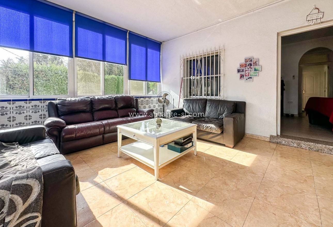 Sale - Finca - Hondón de las Nieves