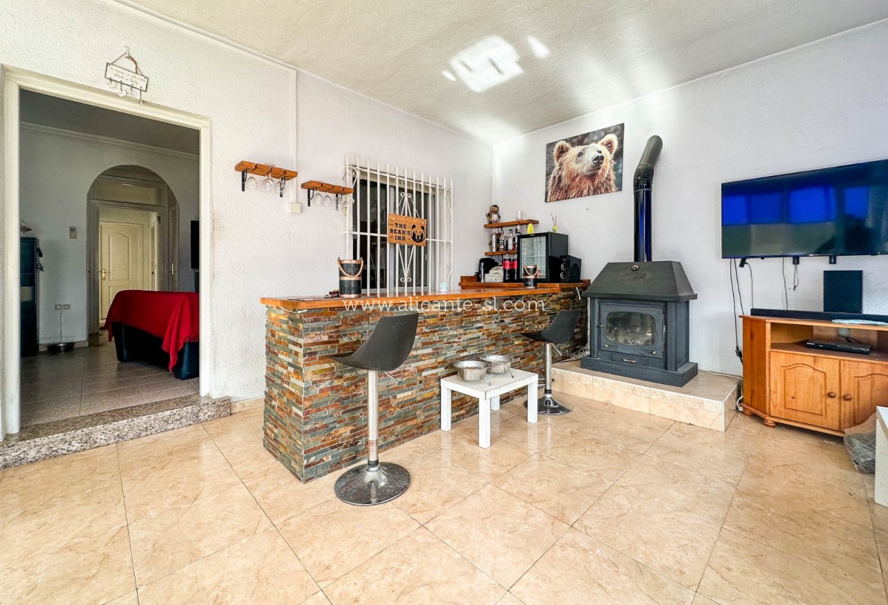 Sale - Finca - Hondón de las Nieves