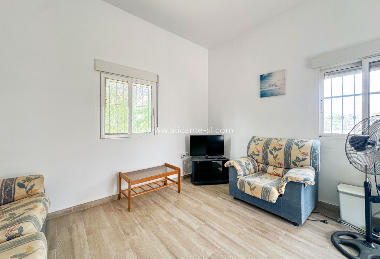 Sale - Finca - Hondón de las Nieves