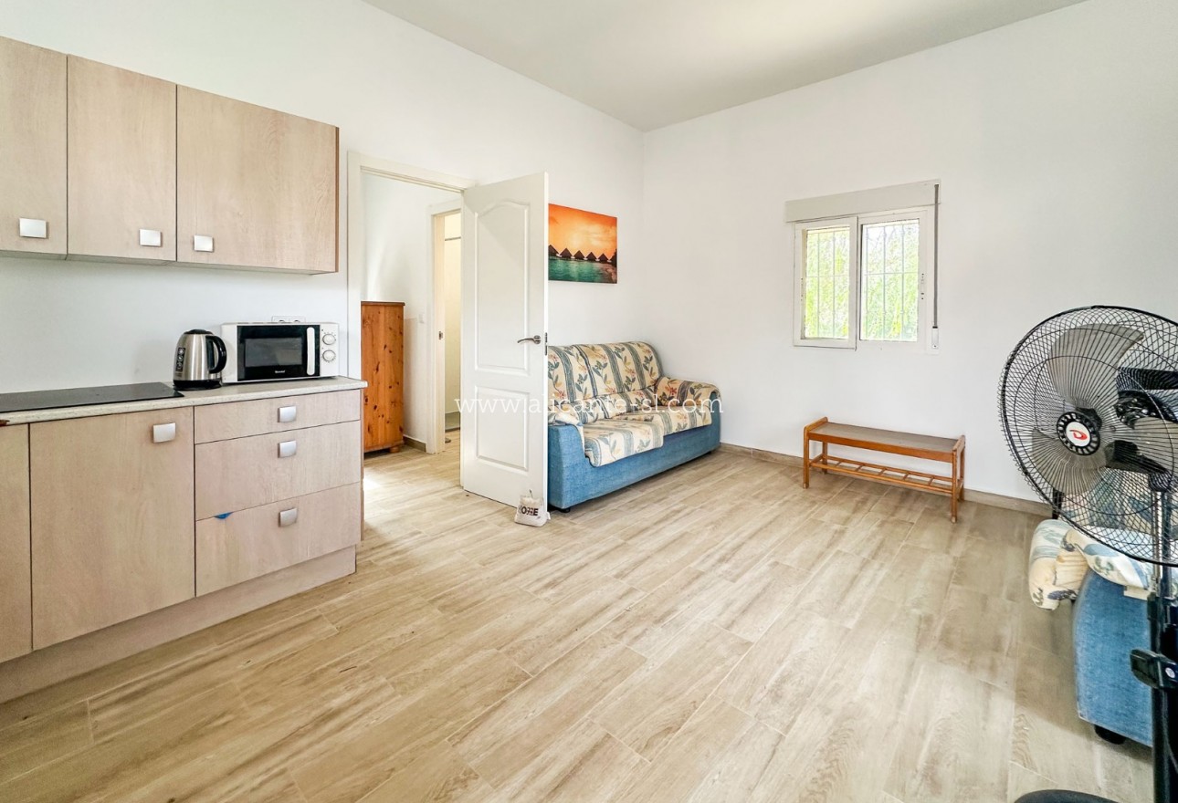 Sale - Finca - Hondón de las Nieves