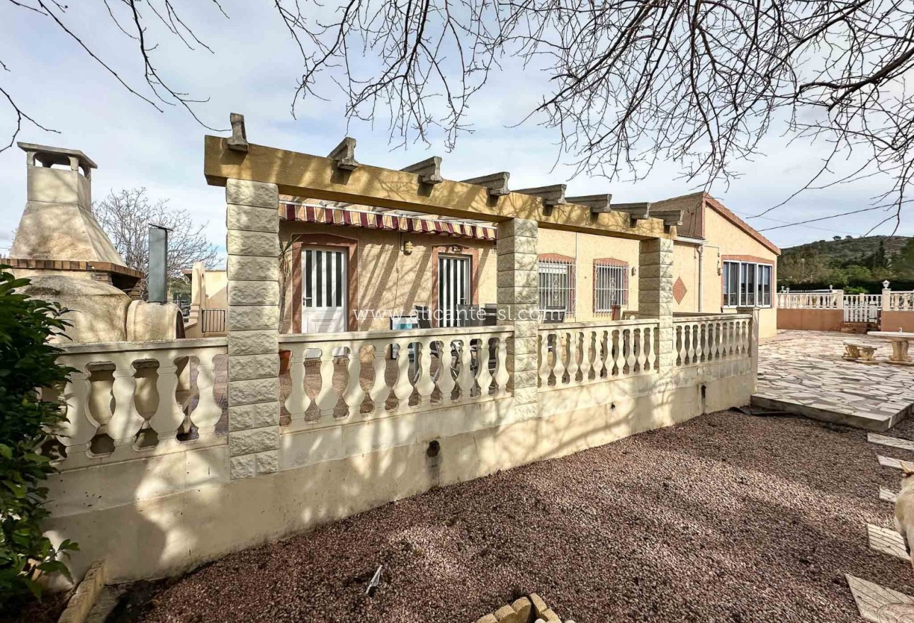 Sale - Finca - Hondón de las Nieves