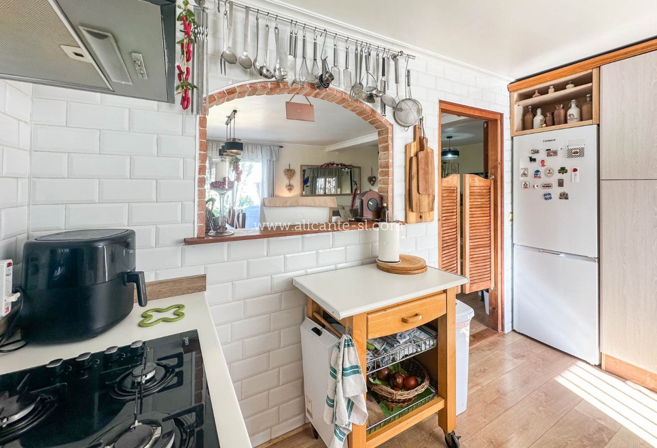 Sale - Finca - Hondón de las Nieves