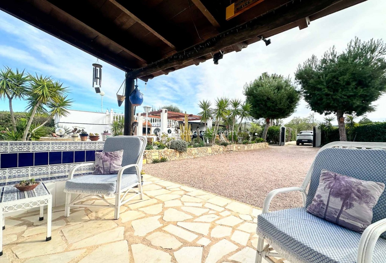 Sale - Finca - Hondón de las Nieves