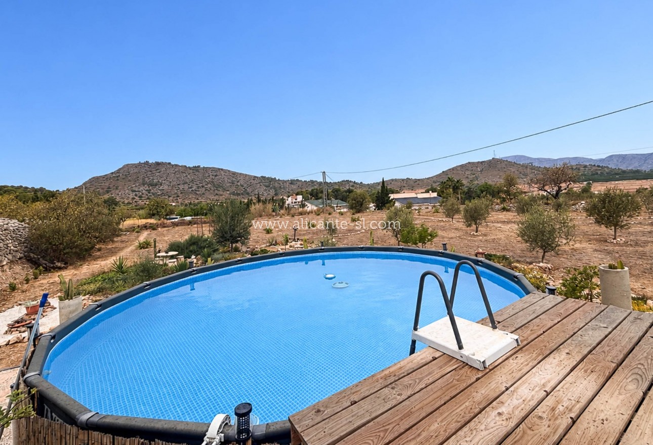 Sale - Finca - Hondón de las Nieves