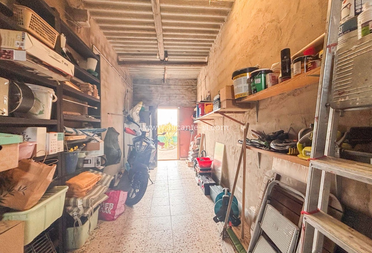 Sale - Finca - Hondón de las Nieves