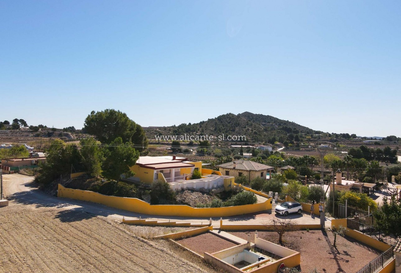 Sale - Finca - La Romana