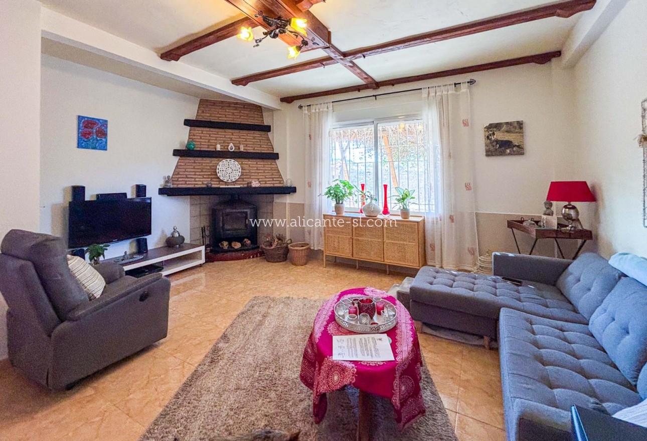 Sale - Finca - La Romana