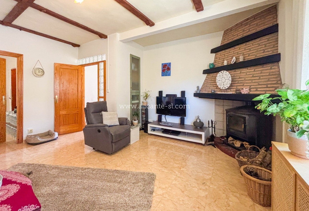 Sale - Finca - La Romana