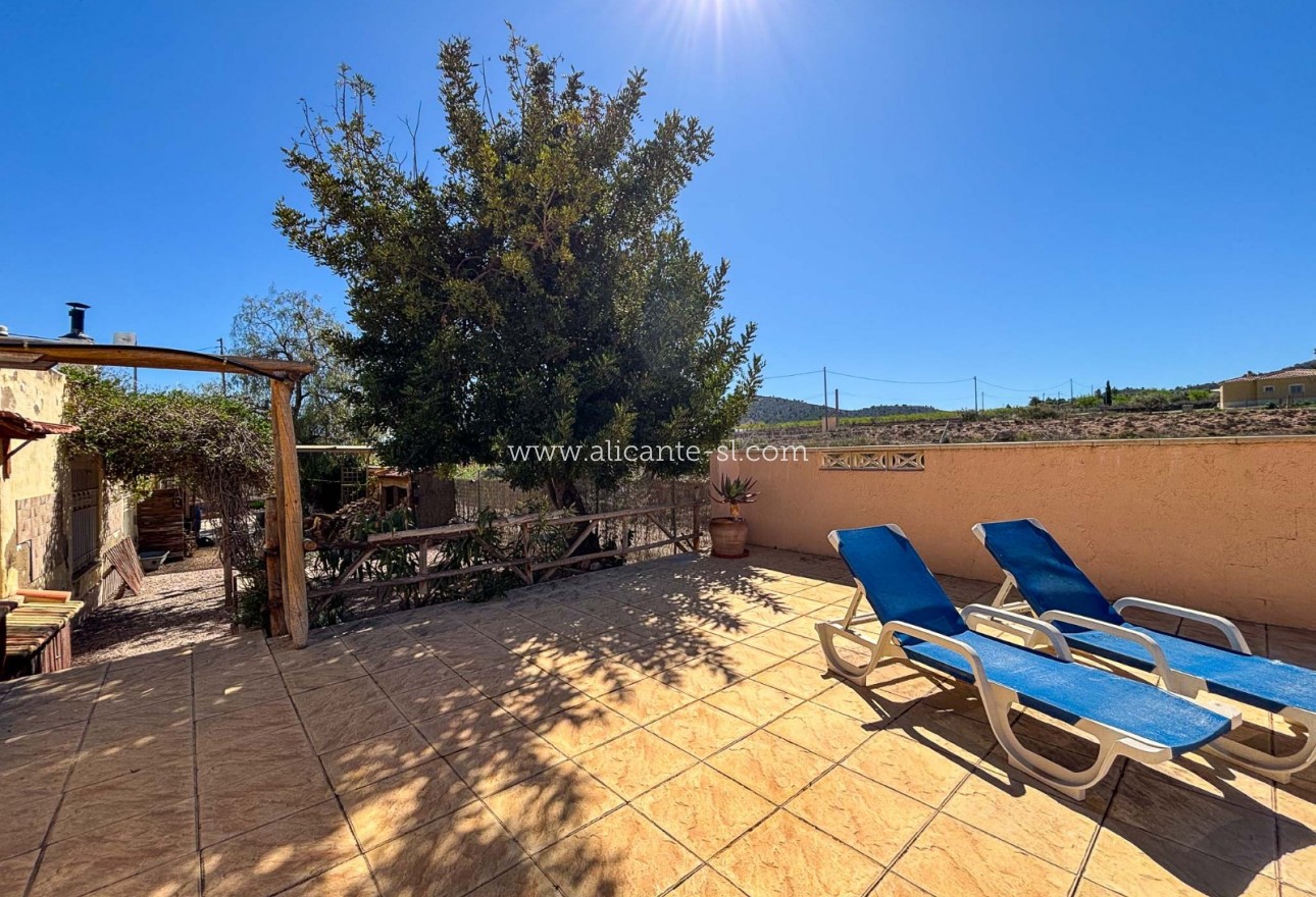 Sale - Finca - La Romana