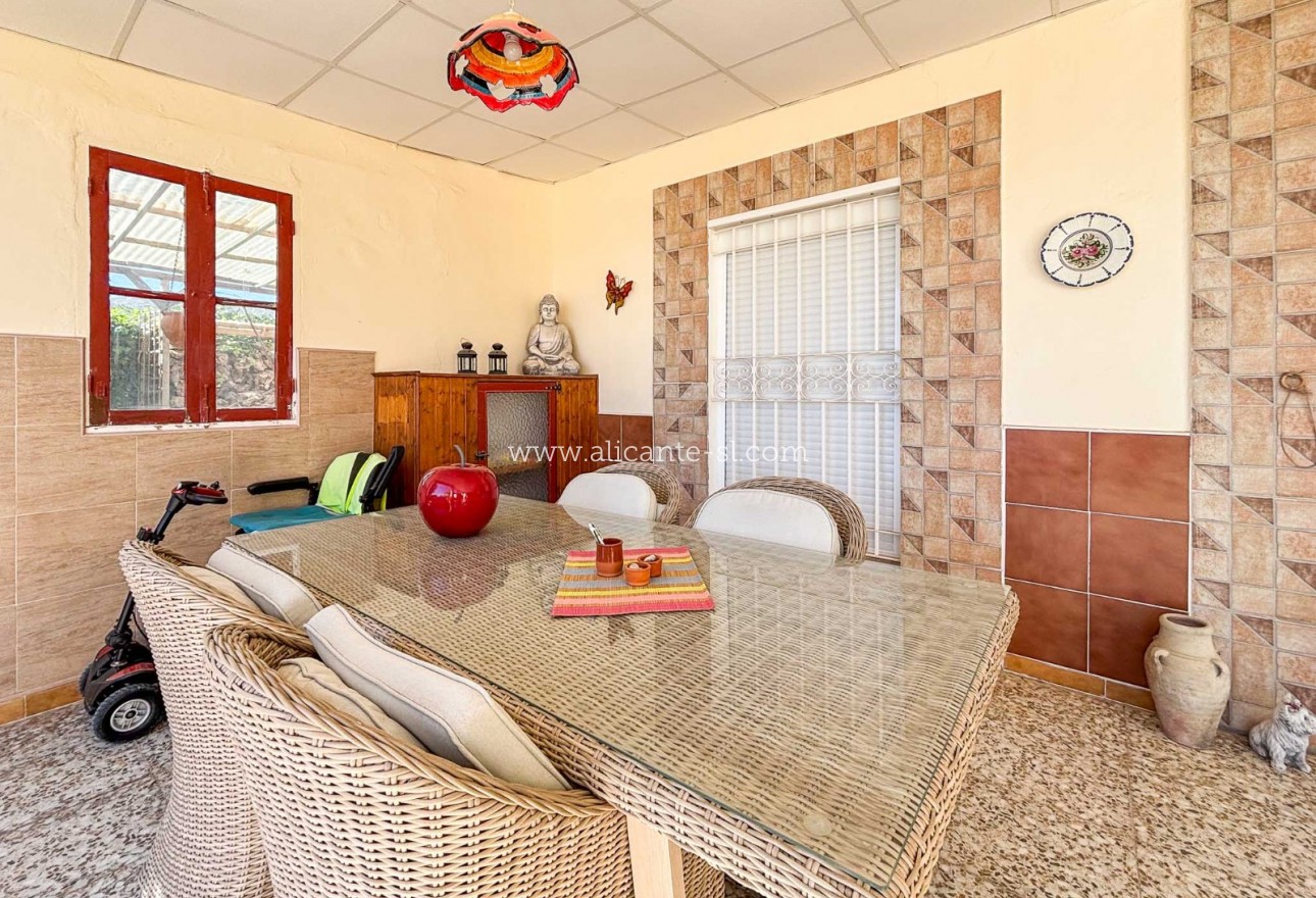 Sale - Finca - La Romana