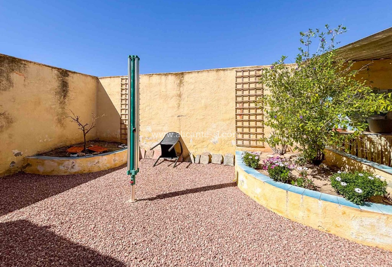 Sale - Finca - La Romana