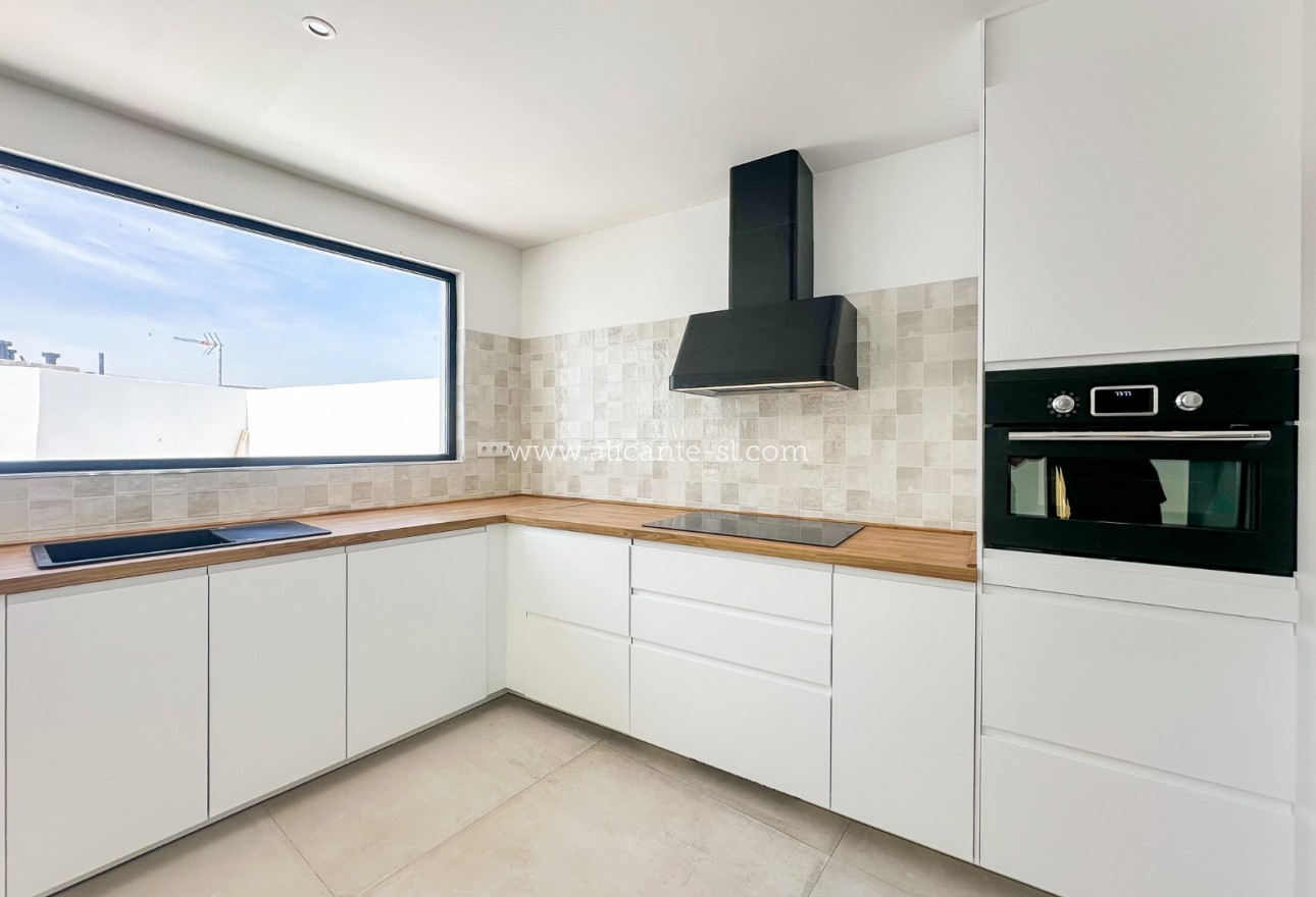 Sale - Townhouse - Hondón de las Nieves