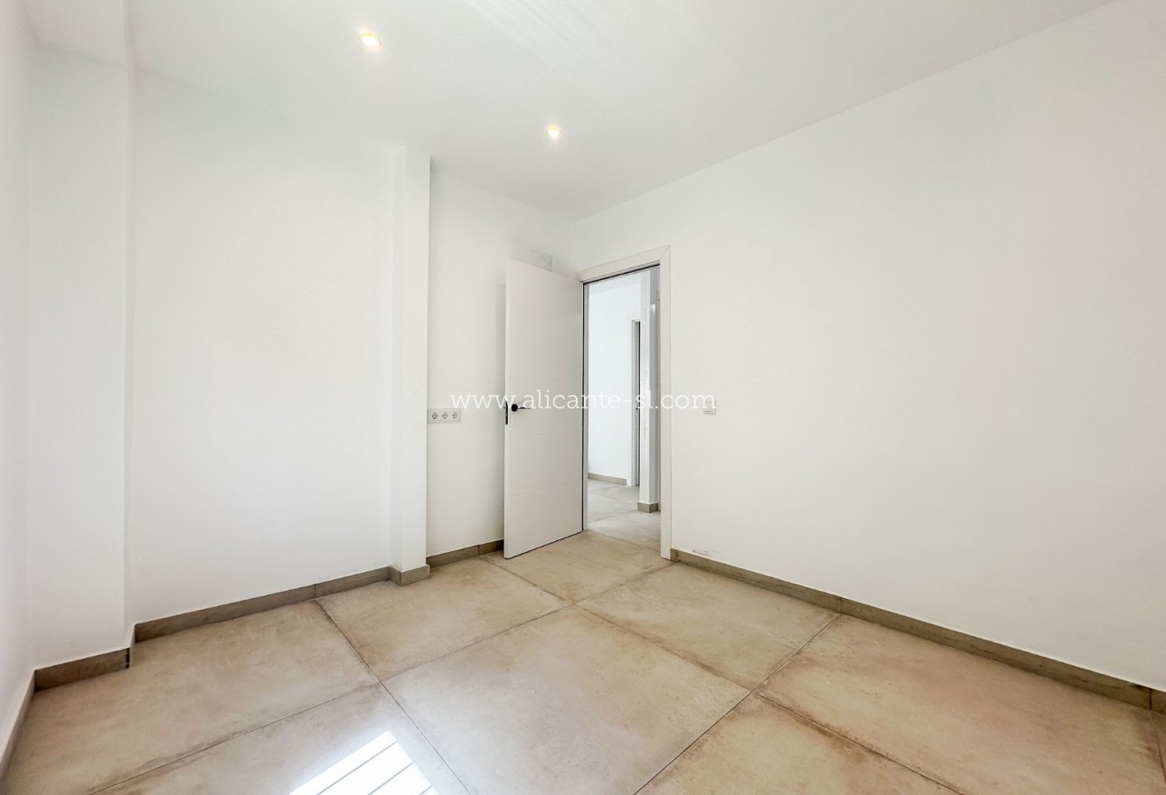 Sale - Townhouse - Hondón de las Nieves