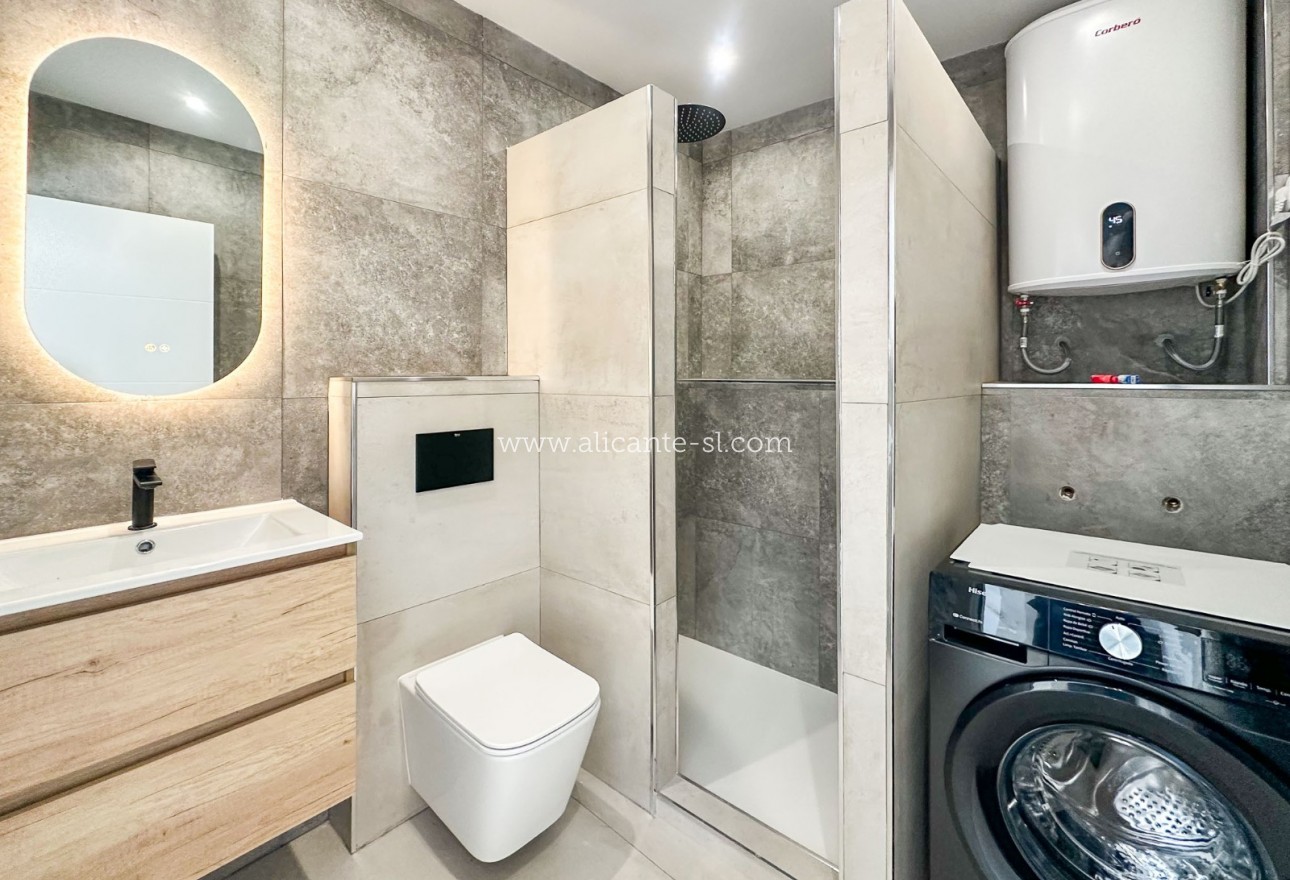 Sale - Townhouse - Hondón de las Nieves