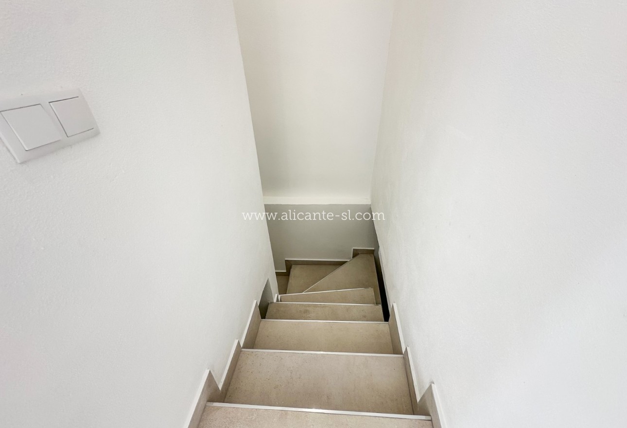 Sale - Townhouse - Hondón de las Nieves