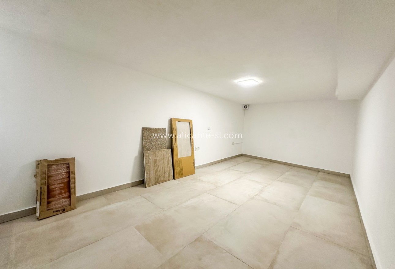 Sale - Townhouse - Hondón de las Nieves