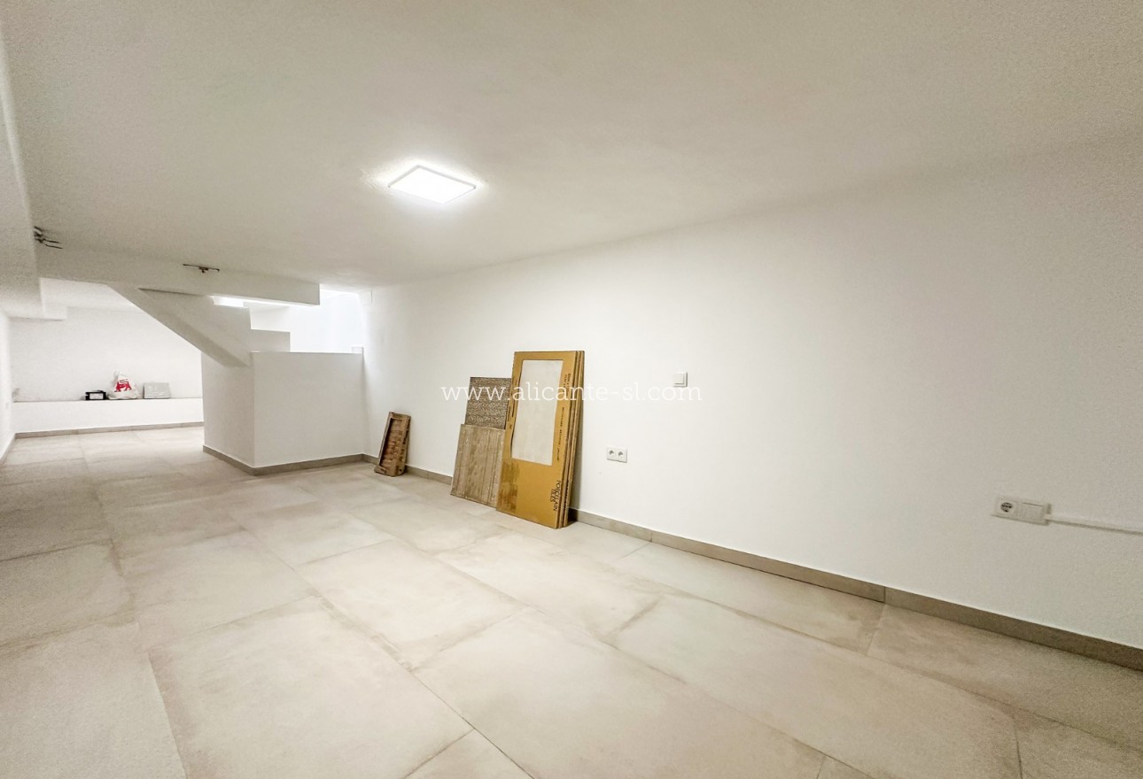 Sale - Townhouse - Hondón de las Nieves