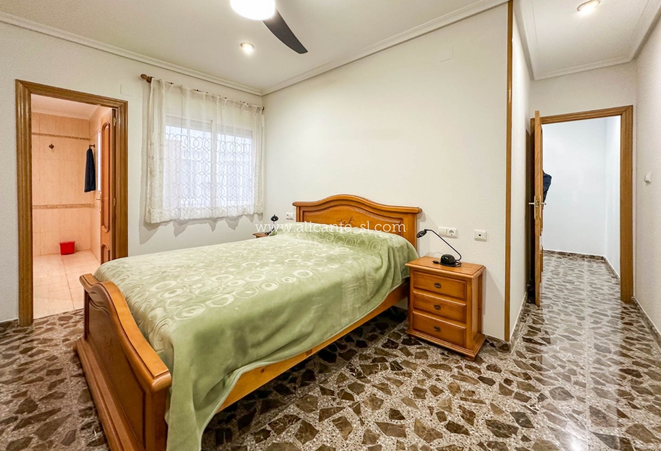 Sale - Townhouse - Hondón de las Nieves