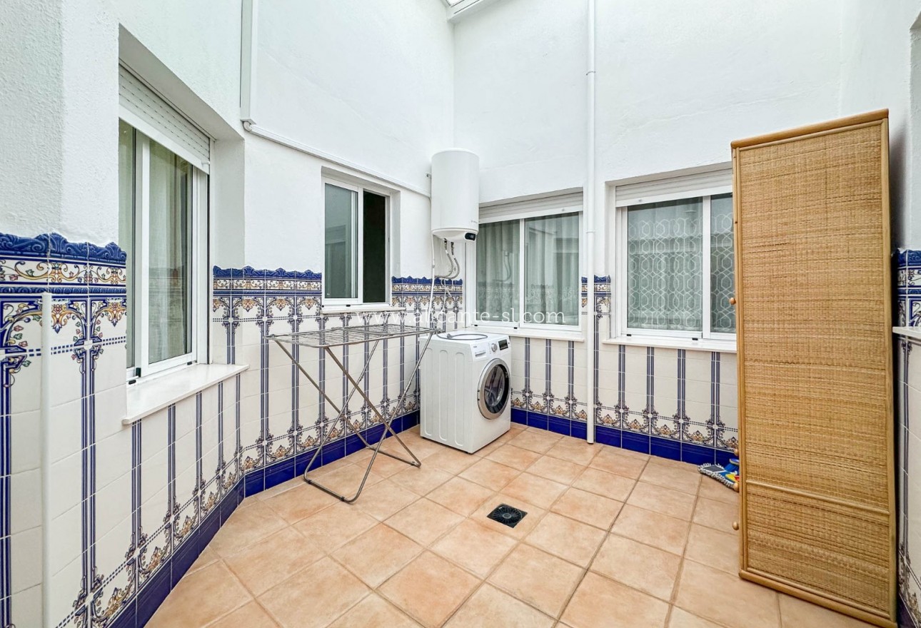 Sale - Townhouse - Hondón de las Nieves