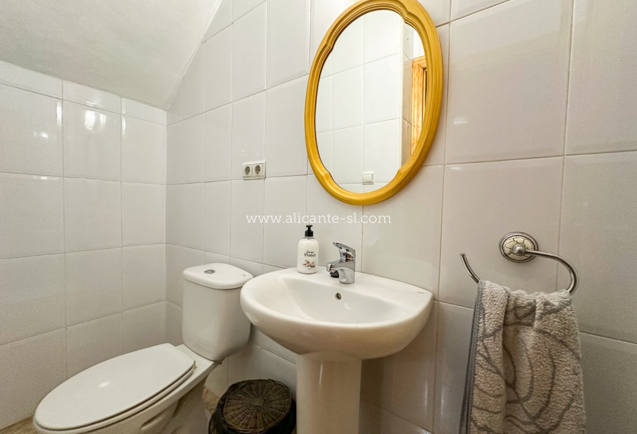 Sale - Townhouse - Hondón de las Nieves