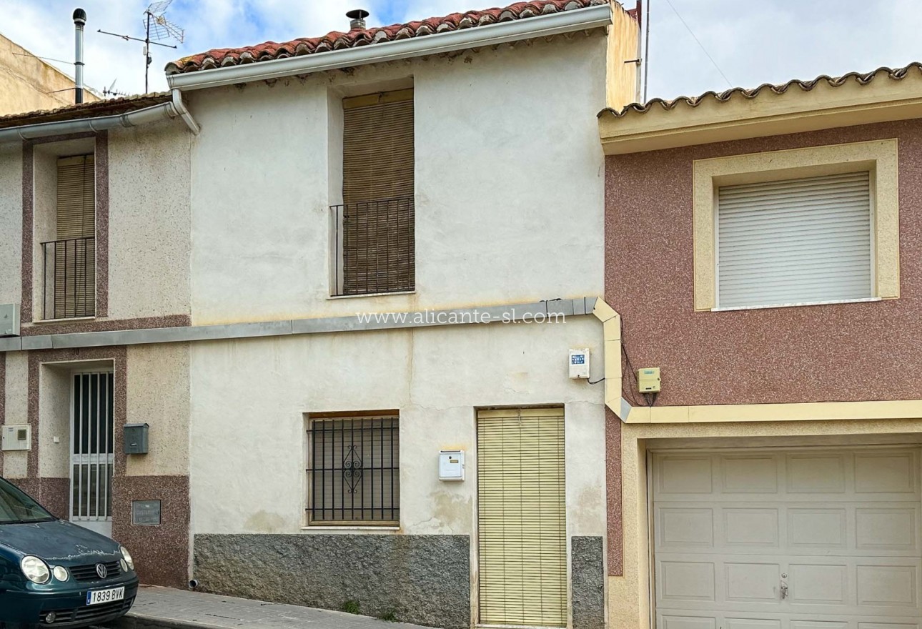 Sale - Townhouse - Hondón de las Nieves