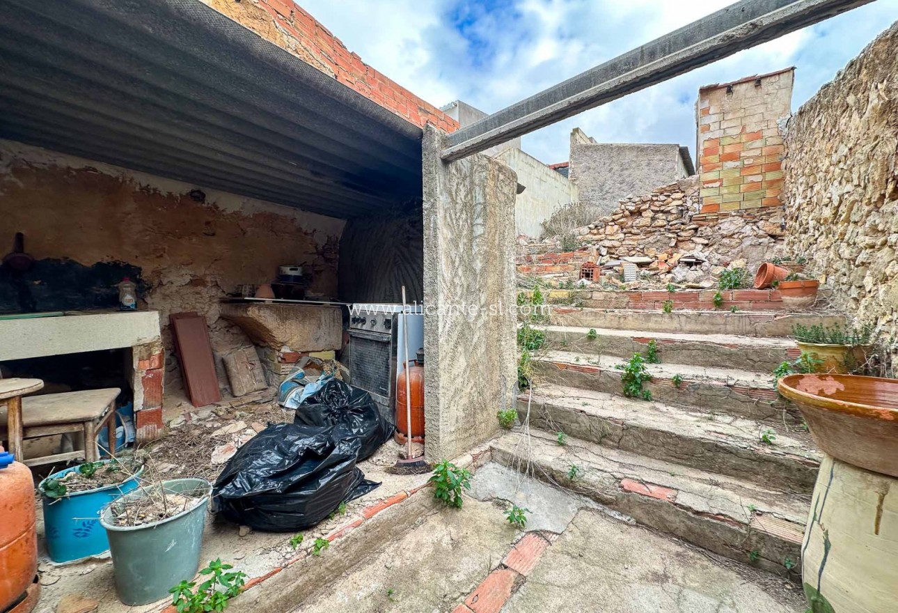 Sale - Townhouse - Hondón de las Nieves