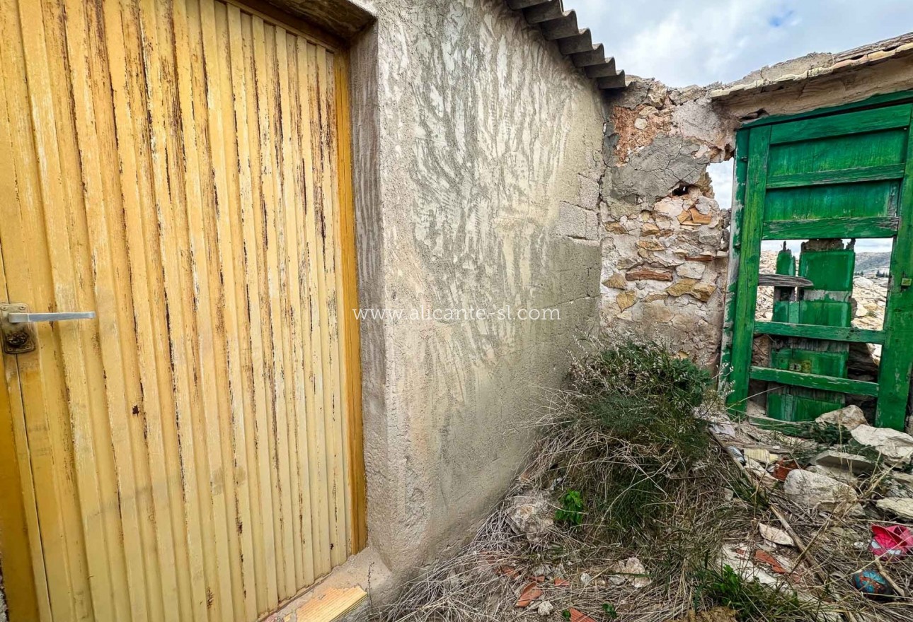 Sale - Townhouse - Hondón de las Nieves