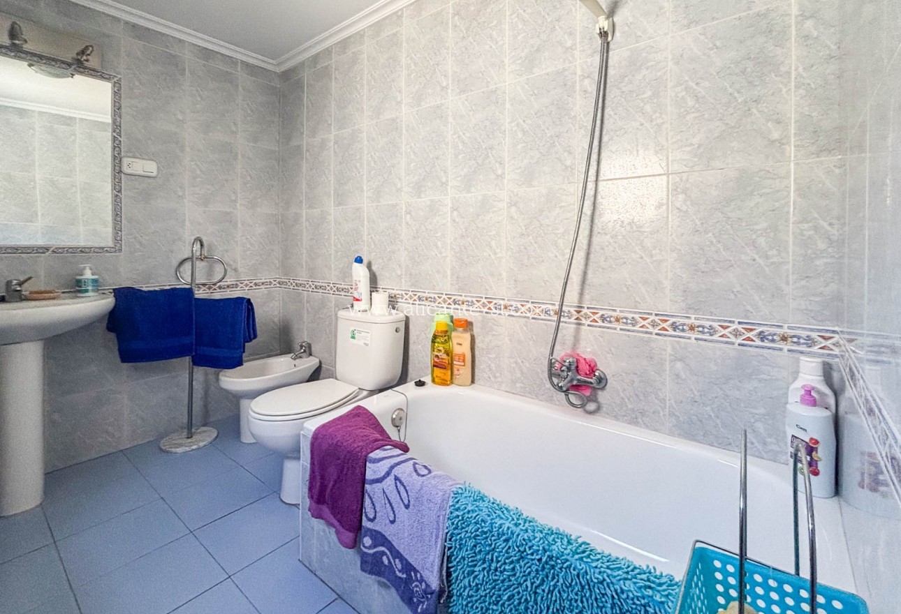 Sale - Townhouse - Hondón de los Fráiles