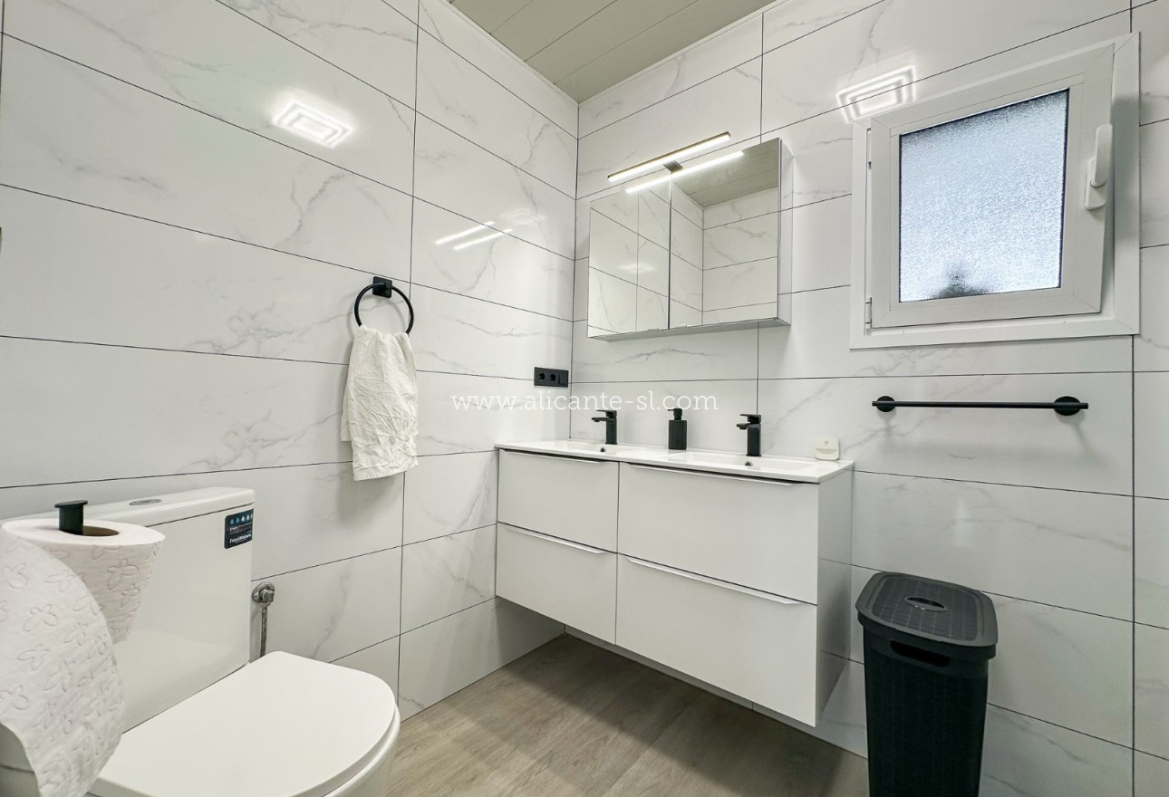 Sale - Villa  - Aspe