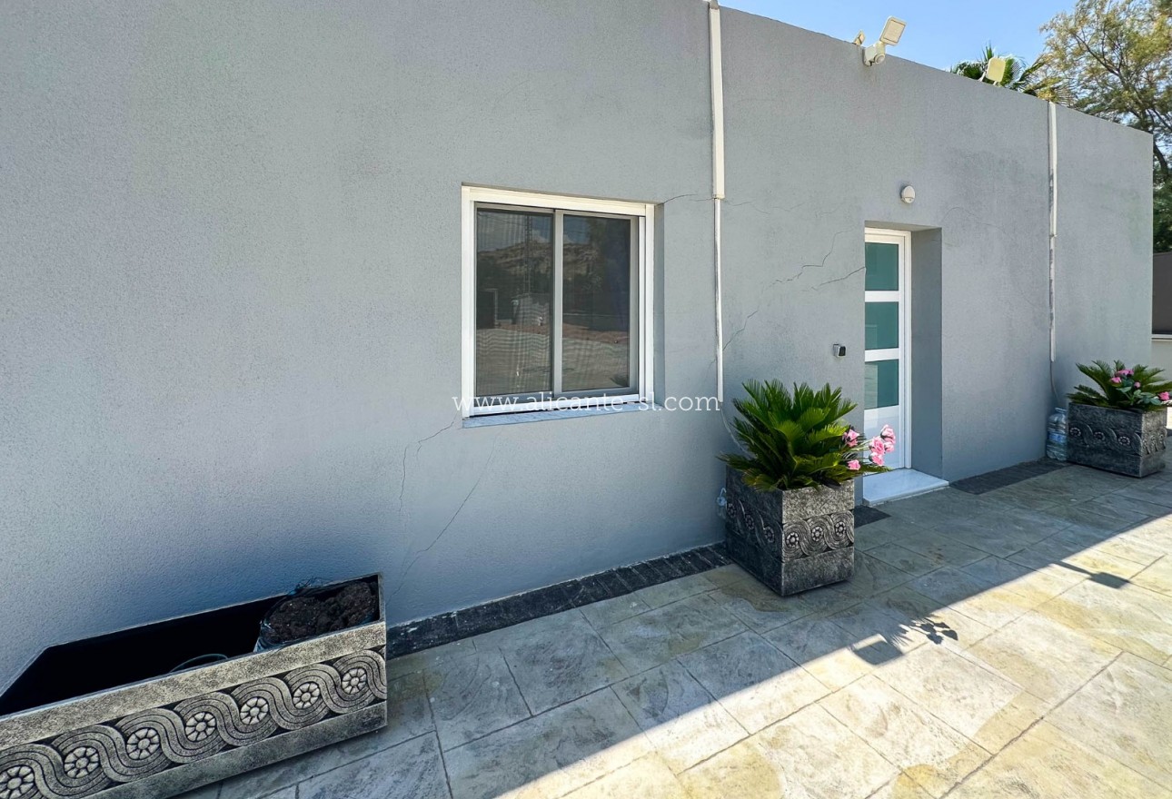 Sale - Villa  - Aspe