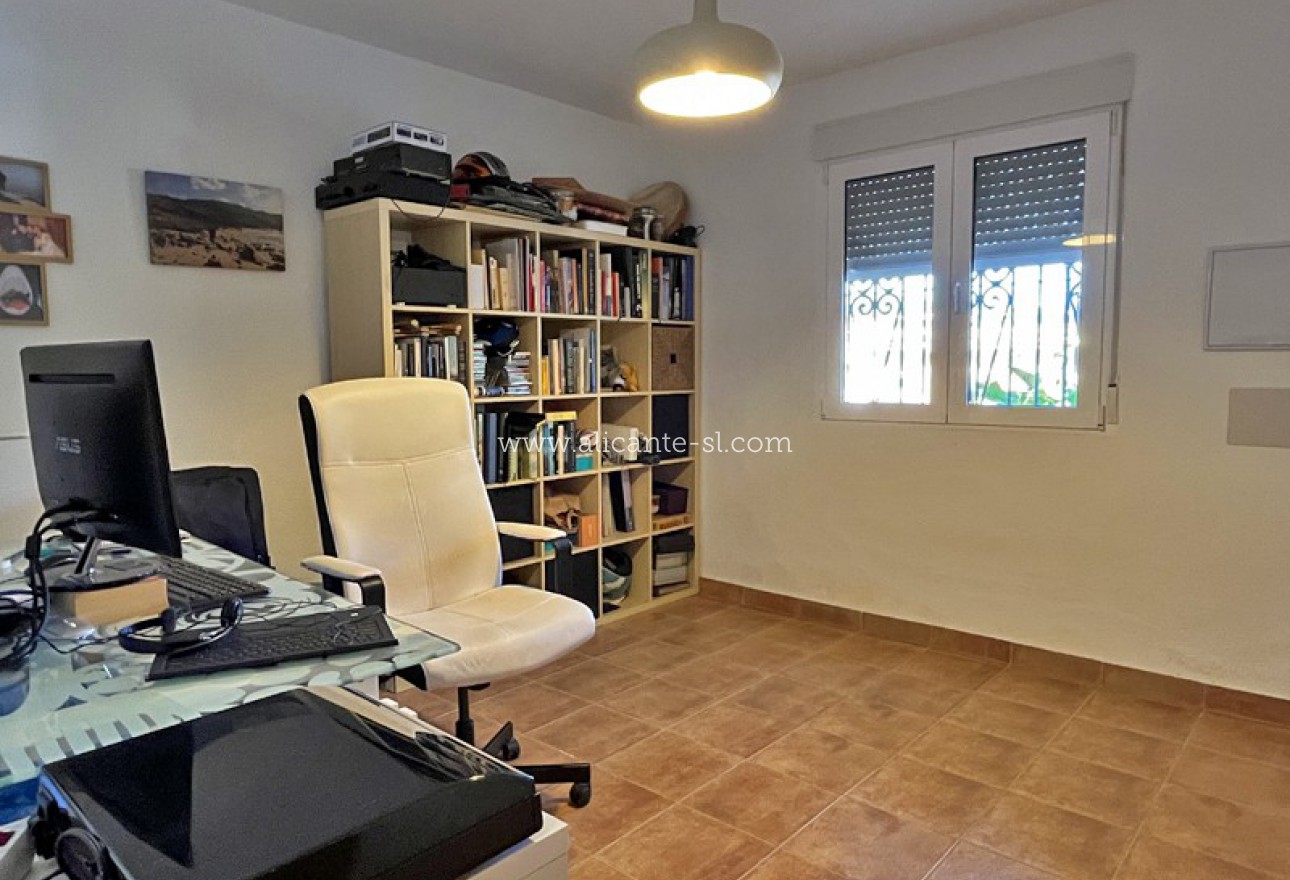 Sale - Villa  - Aspe