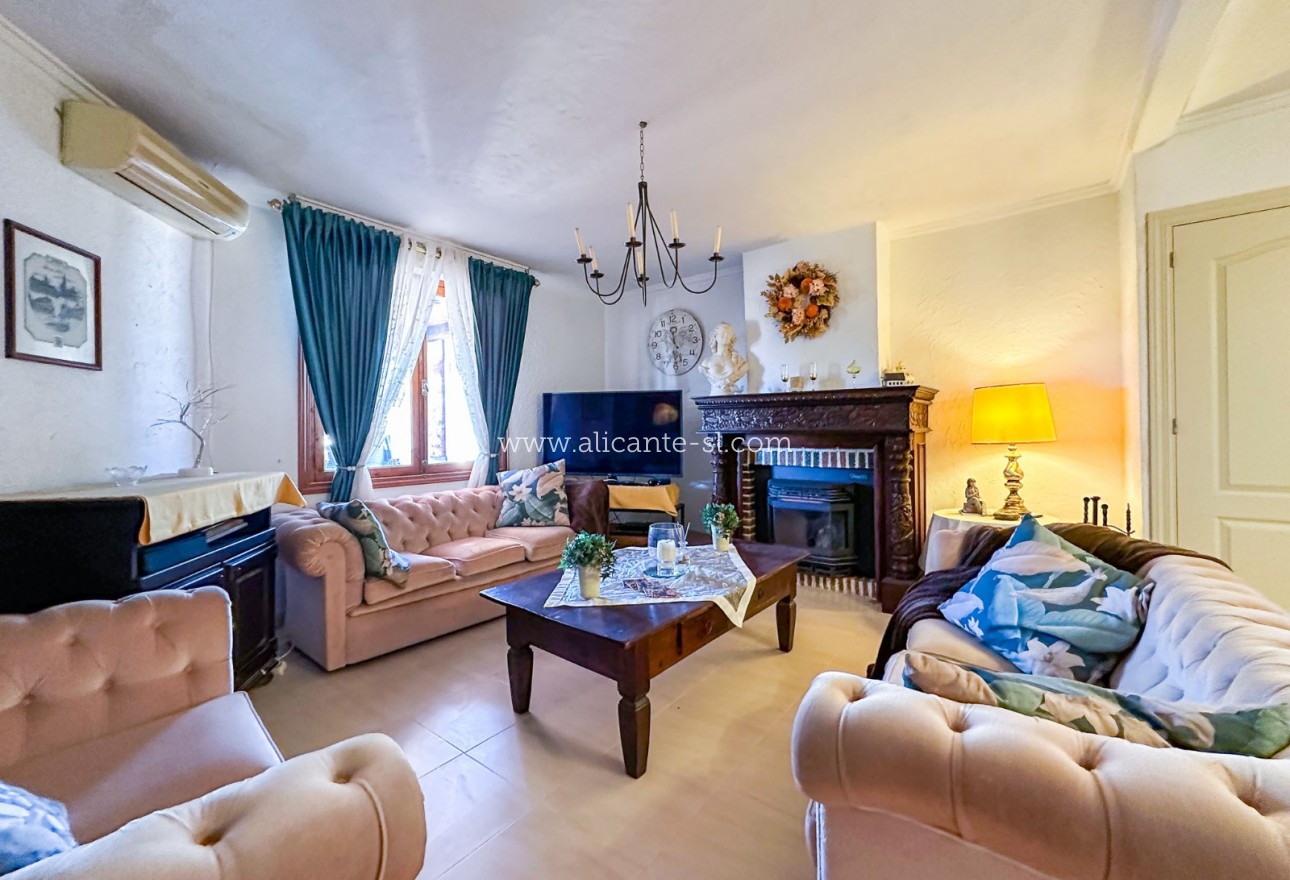 Sale - Villa  - Aspe