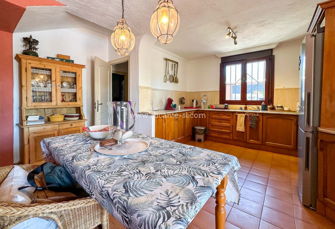 Sale - Villa  - Aspe