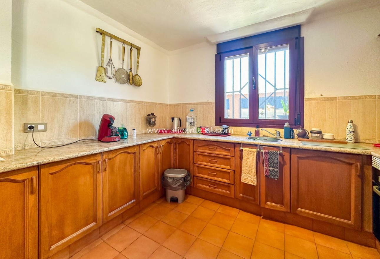 Sale - Villa  - Aspe