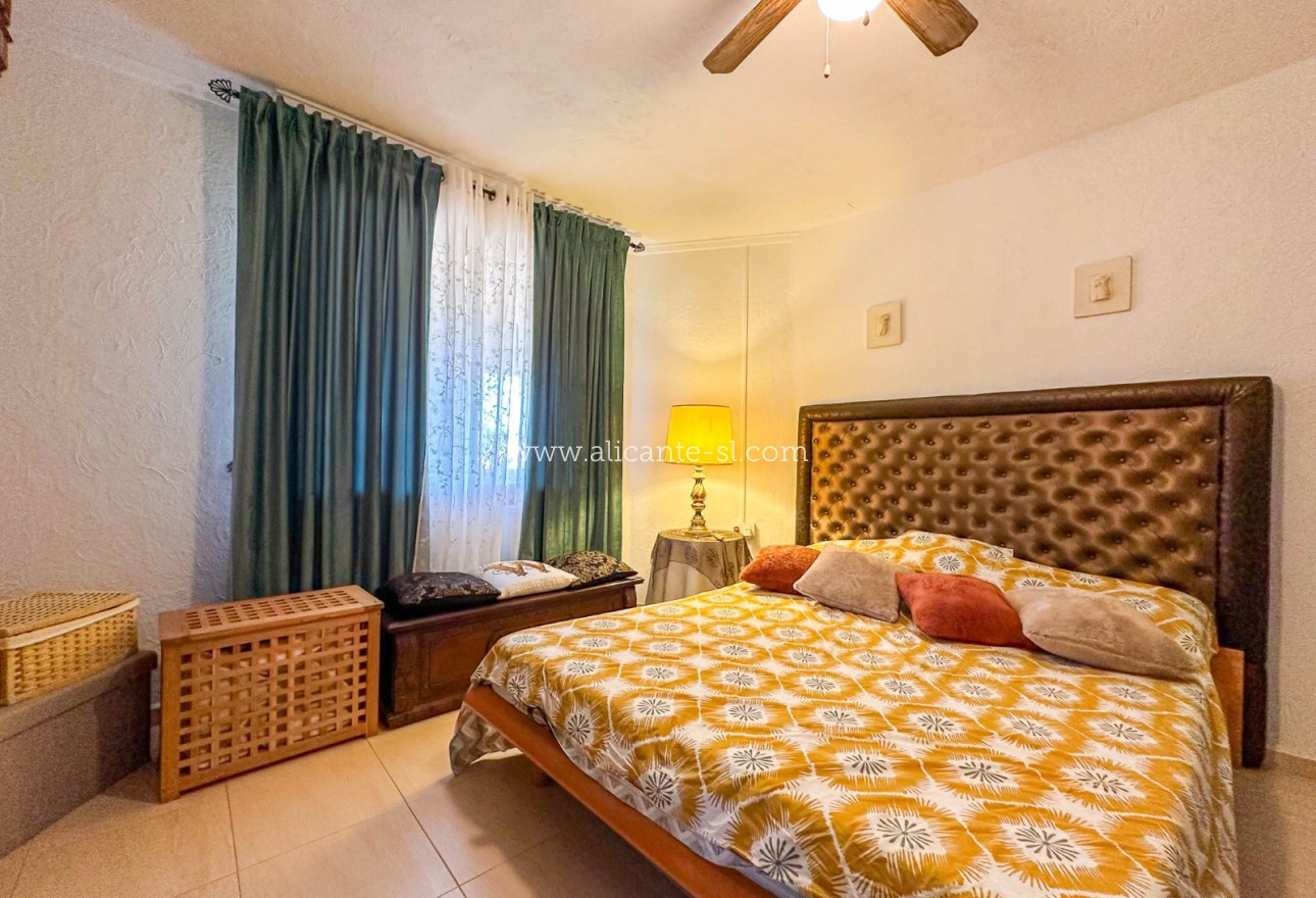 Sale - Villa  - Aspe