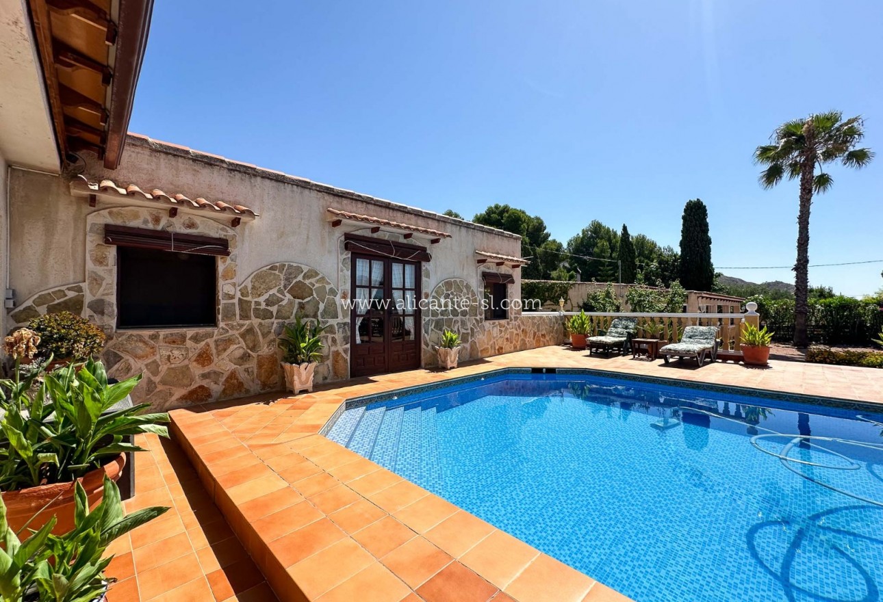 Sale - Villa  - Aspe
