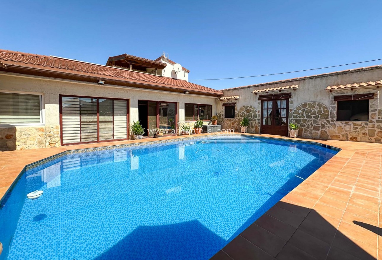 Sale - Villa  - Aspe