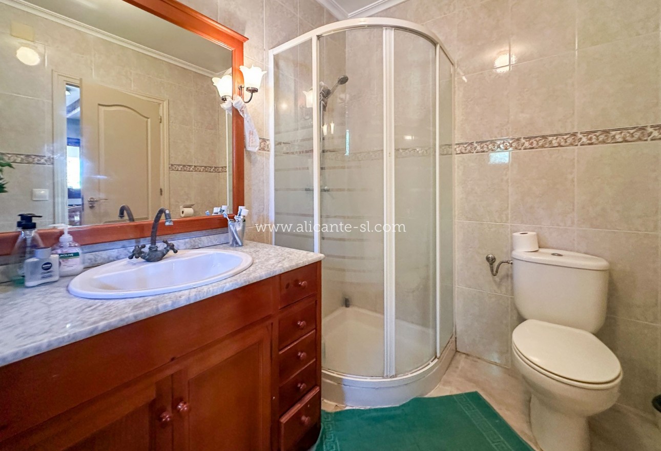 Sale - Villa  - Aspe