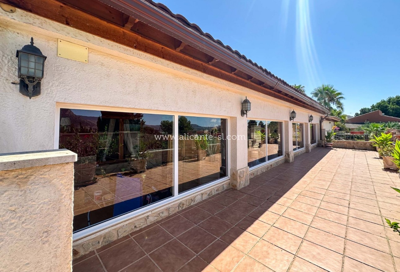 Sale - Villa  - Aspe