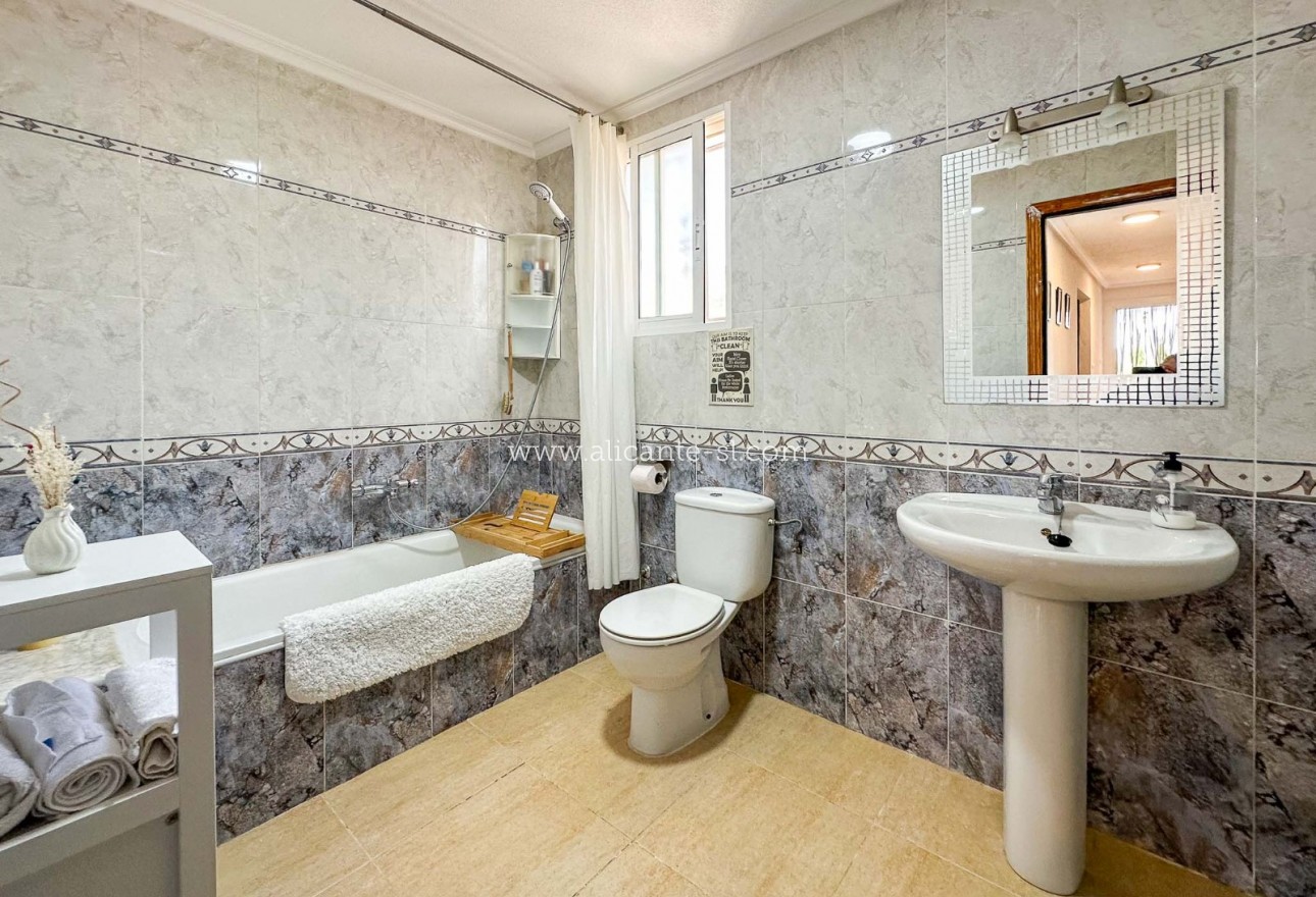 Sale - Villa  - Barinas