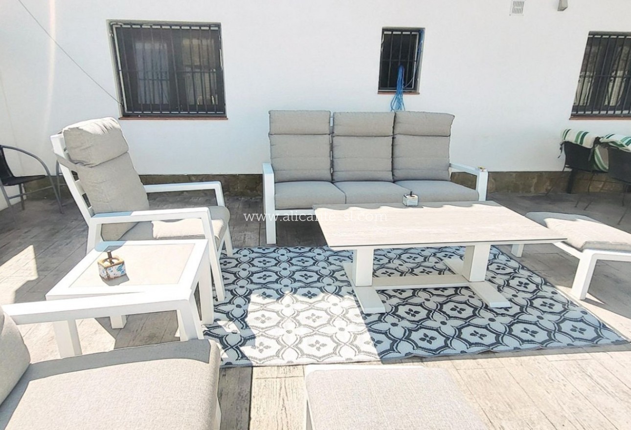 Sale - Villa  - Caudete