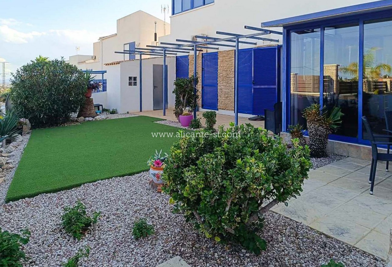 Sale - Villa  - Fortuna