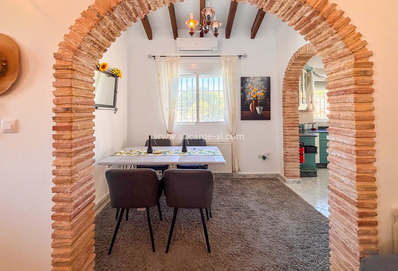 Sale - Villa  - Fortuna