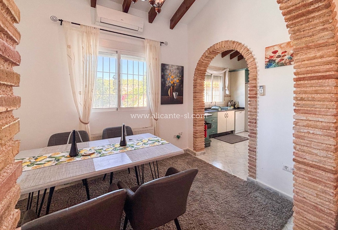 Sale - Villa  - Fortuna