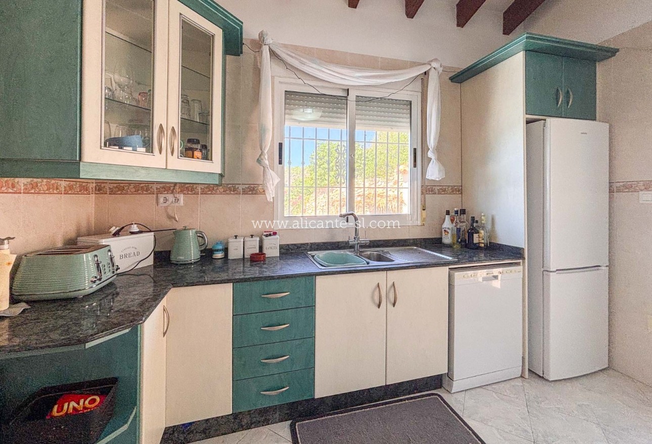 Sale - Villa  - Fortuna