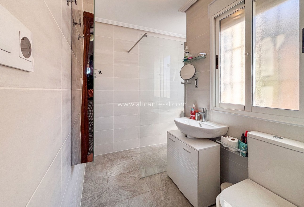 Sale - Villa  - Fortuna