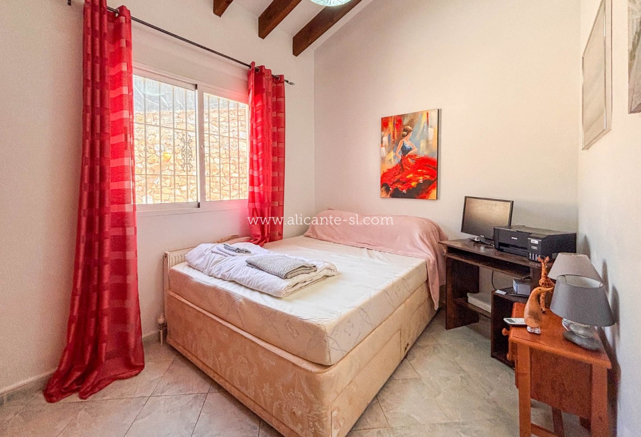 Sale - Villa  - Fortuna