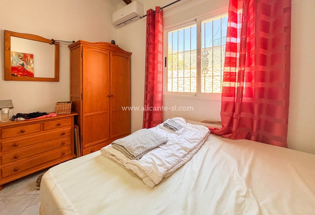 Sale - Villa  - Fortuna