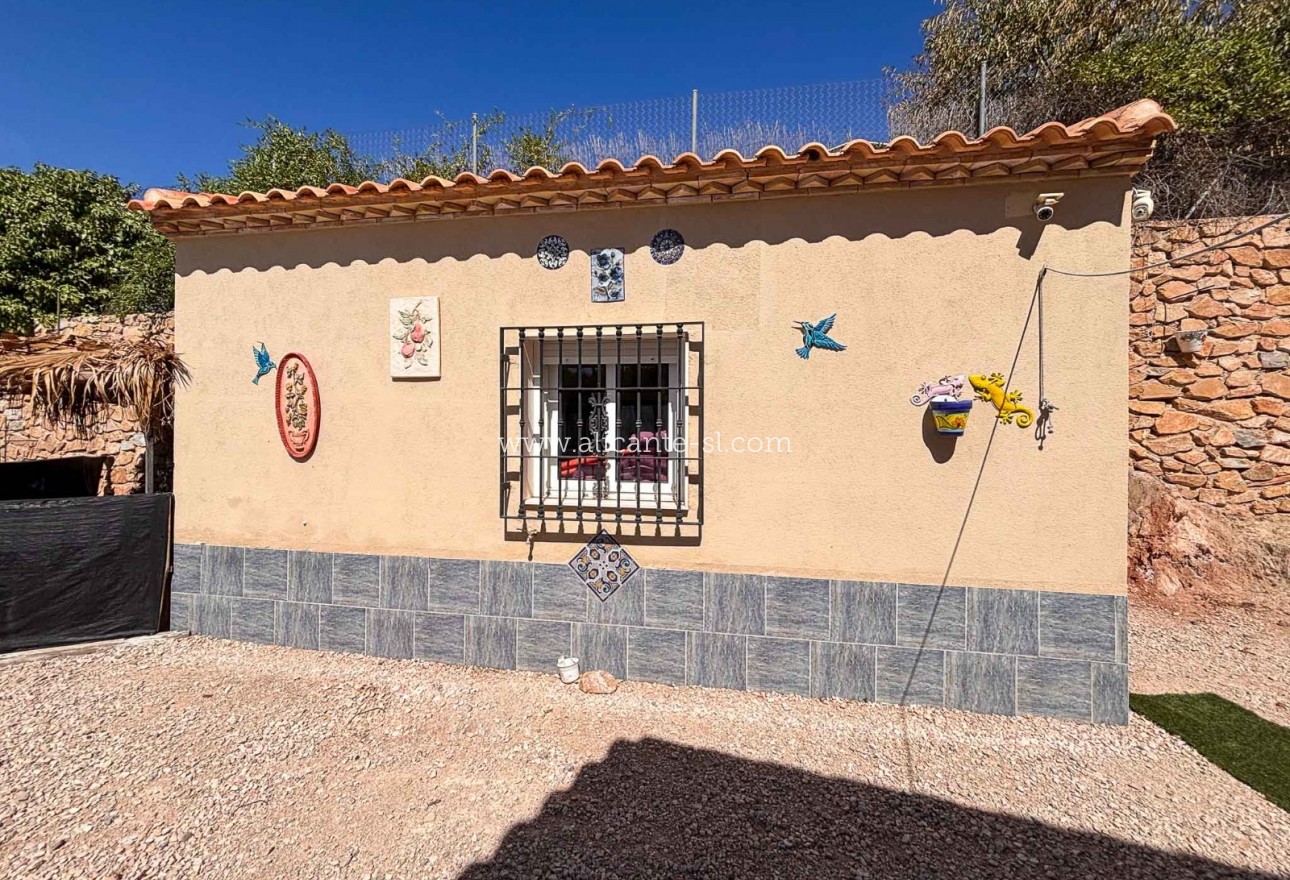 Sale - Villa  - Fortuna