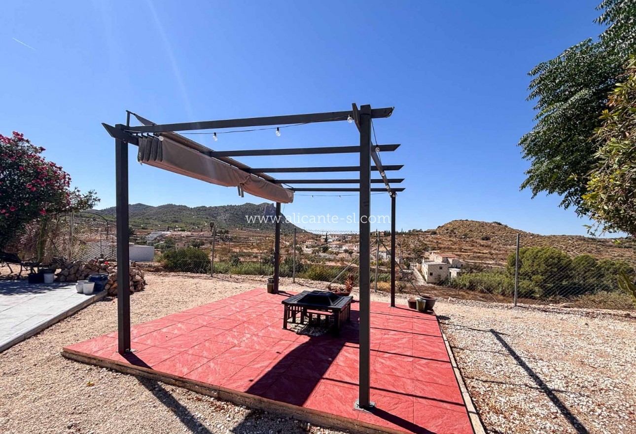 Sale - Villa  - Fortuna
